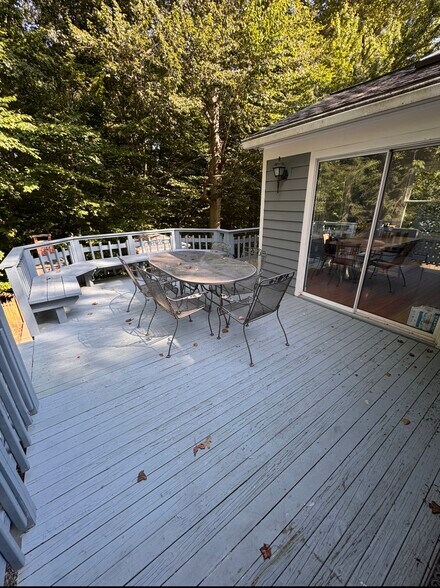 Building Photo - 6569 Braddock Rd