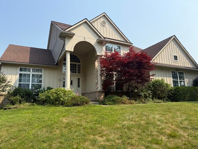 Building Photo - 2341 Timbercrest Ct