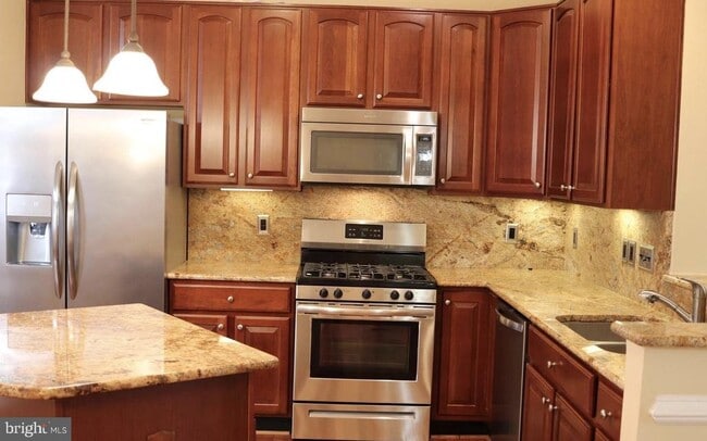 Building Photo - 1469 Fawn Hollow Ln