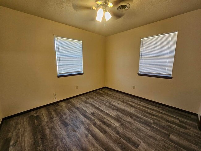 Building Photo - 1609 NW 79th St