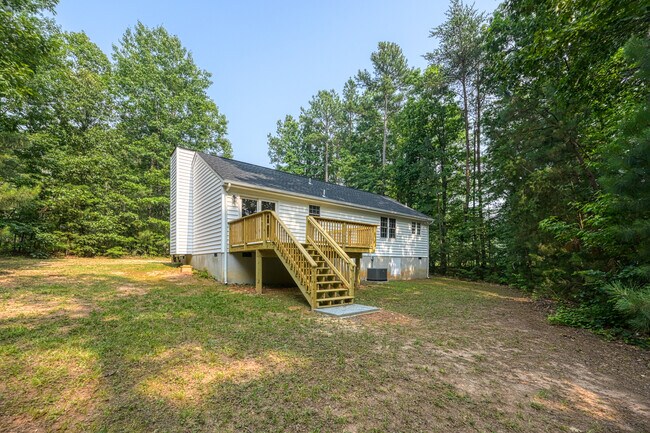 Building Photo - 2416 Horseshoe Bend Dr