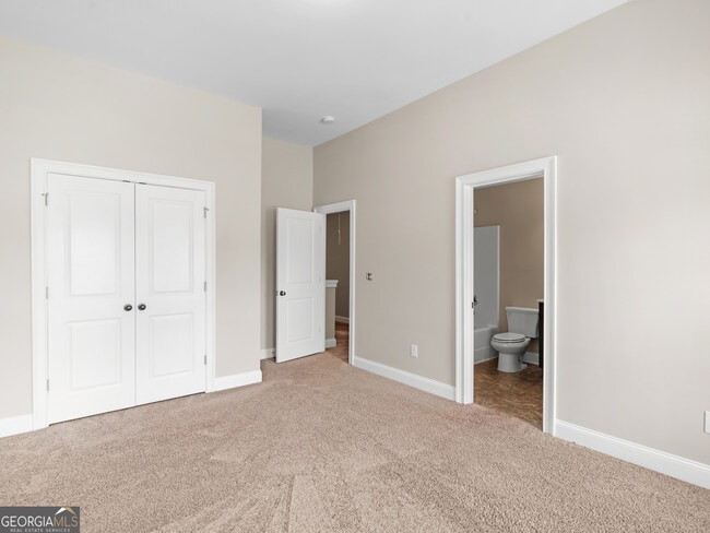 Building Photo - 185 Regency Pl