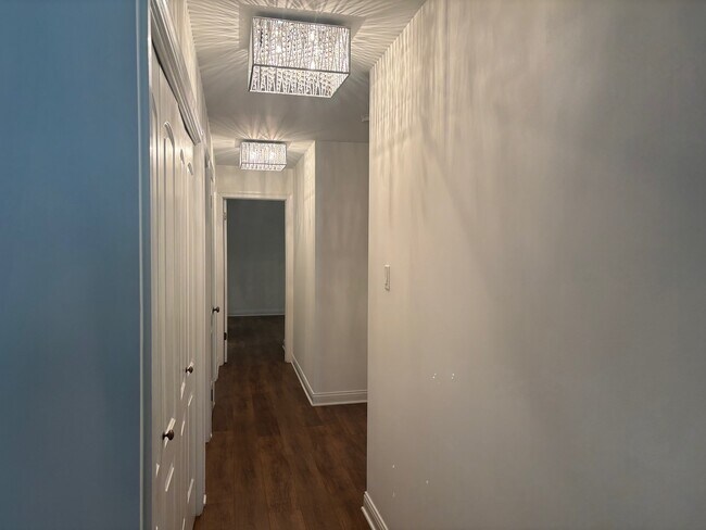 Building Photo - 9194 S Rd
