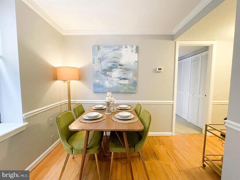 Building Photo - 1436 Meridian Pl NW