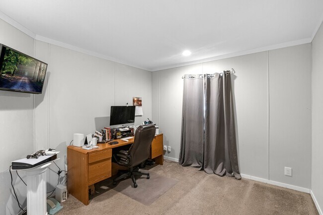 Building Photo - 334 Rd 5252