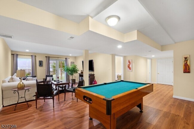 Building Photo - 70 Alvin Sloan Ave