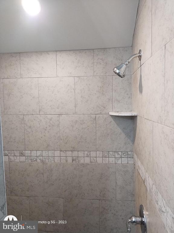 Building Photo - 1224 Clover Ln