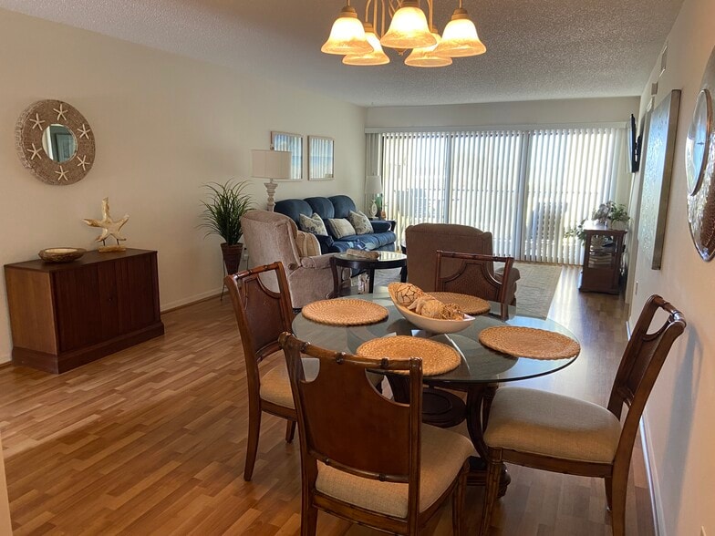 Building Photo - 700 Golden Beach Blvd