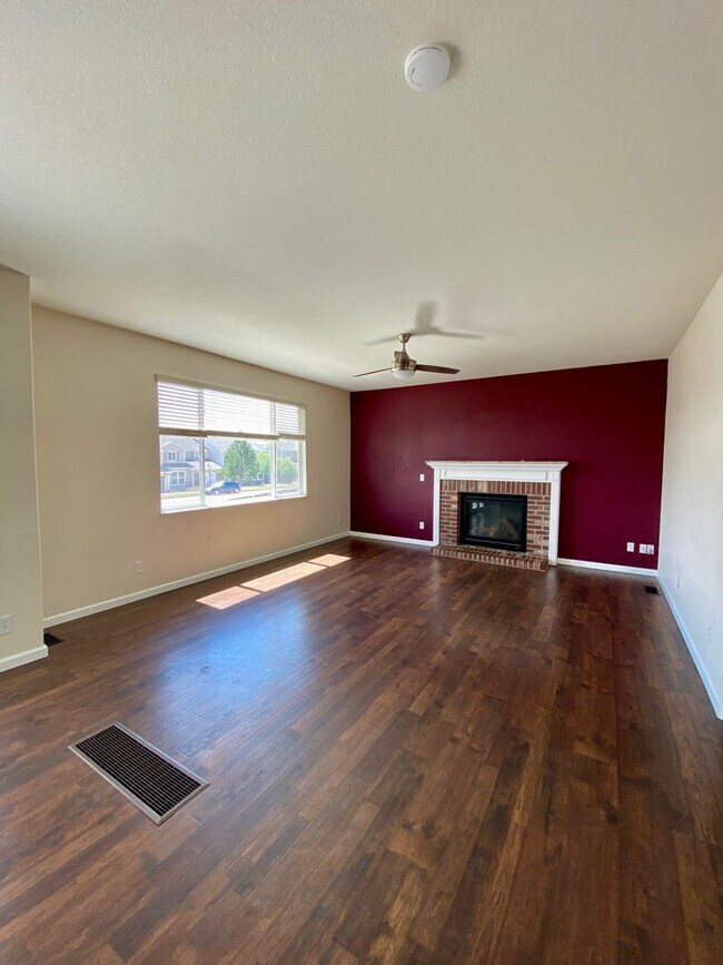 Building Photo - Multi Level Living in Fountain! Private Suite with Kitchenette in Basement! 5 Bedroom in 80817