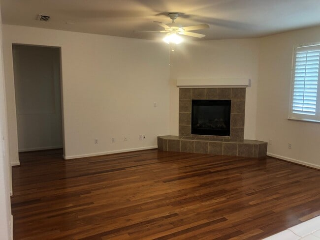 Building Photo - 2306 Campbell Cir