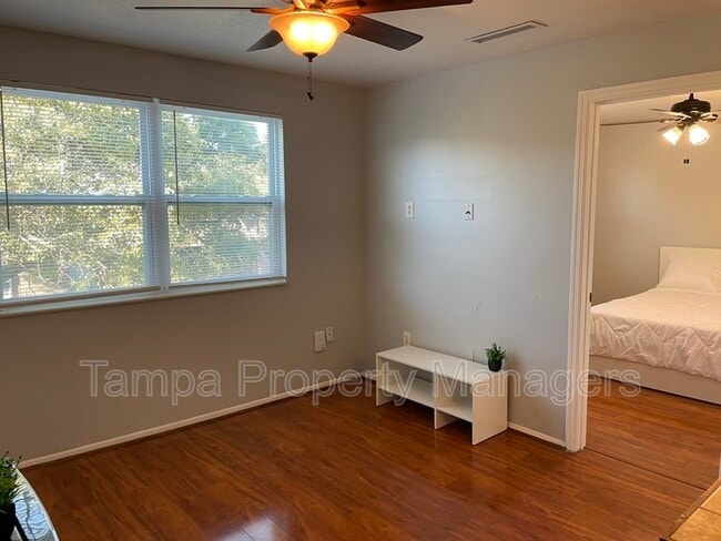 Building Photo - 9015 Westchester Cir