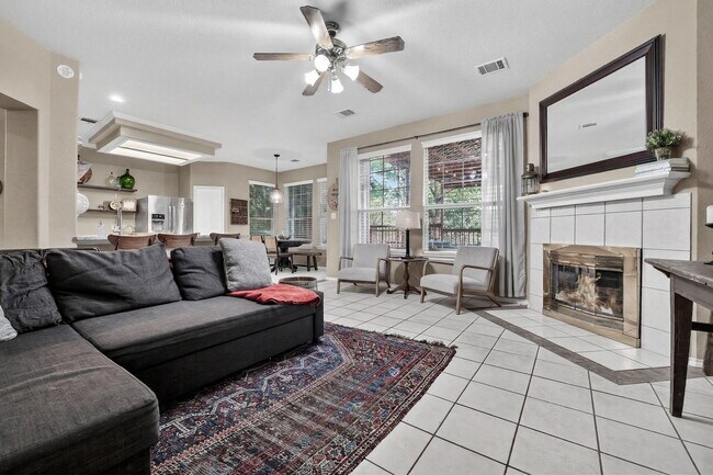 Building Photo - 11127 Quail Pass