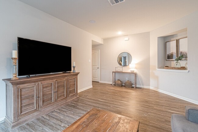 Building Photo - 2569 McCrae