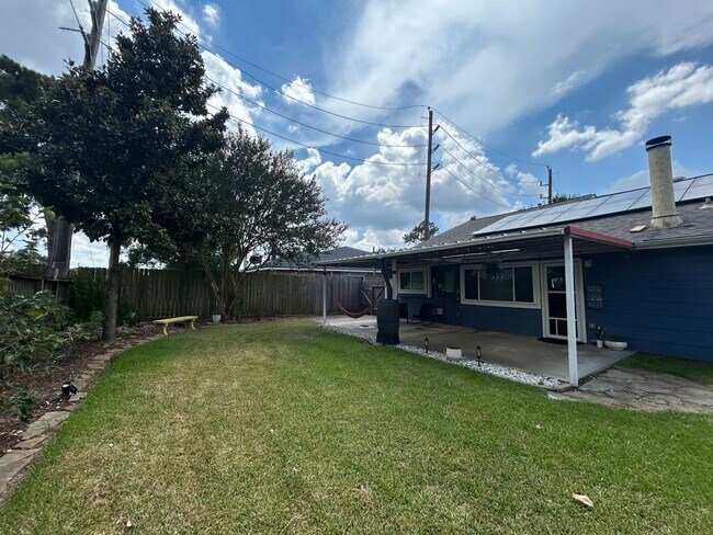 Building Photo - 21414 Golden Dove Dr