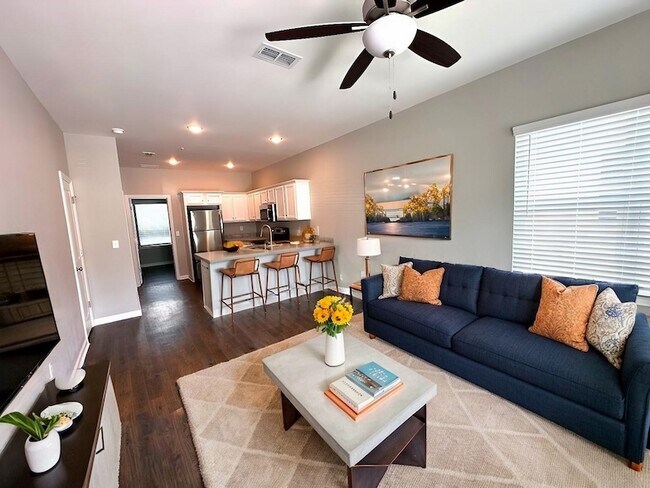 Building Photo - 2276 Del Carmel Way