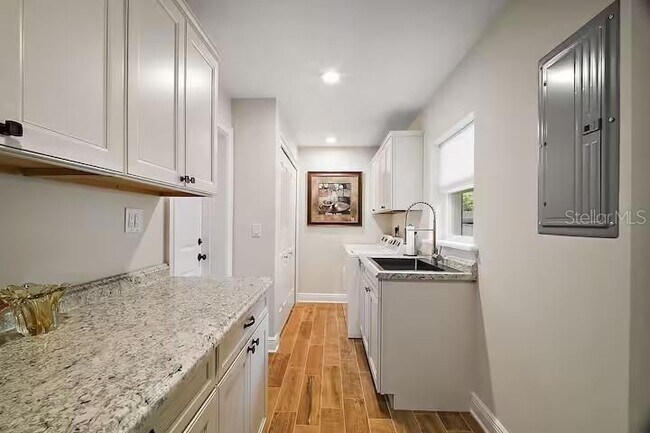 Building Photo - 33736 E Lake Joanna Dr