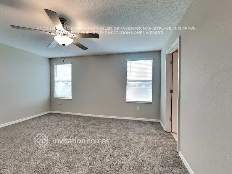 Building Photo - 2381 Jungle Dr