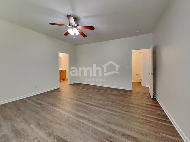 Building Photo - 5316 Silverbrook Dr