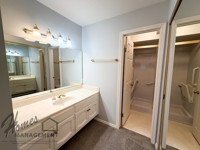 Building Photo - Del Mar Beach Club 2bd/2ba Condo