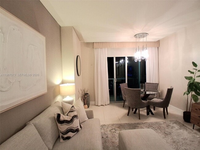 Building Photo - 2641 N Flamingo Rd