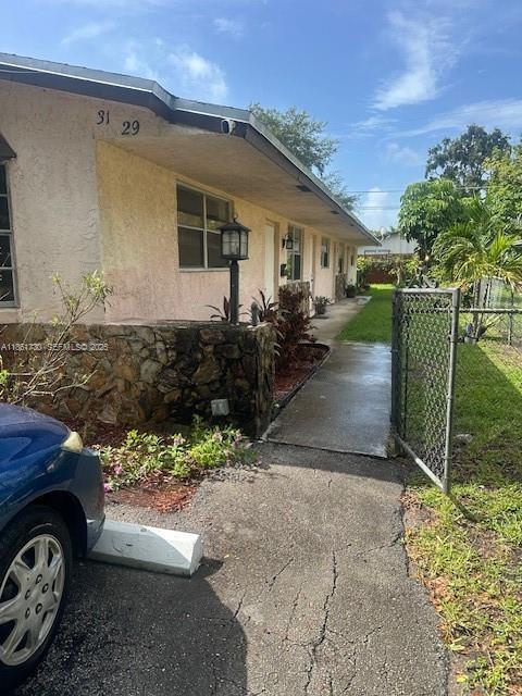 Building Photo - 31 SW 8th Ct