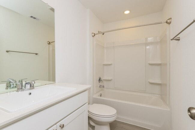 Building Photo - 15298 Abella Dr