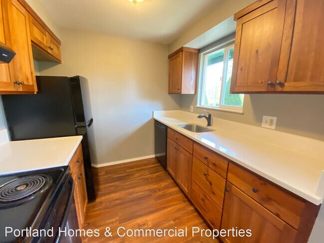 Building Photo - 2 br, 1 bath House - 832 SE Lambert Circle