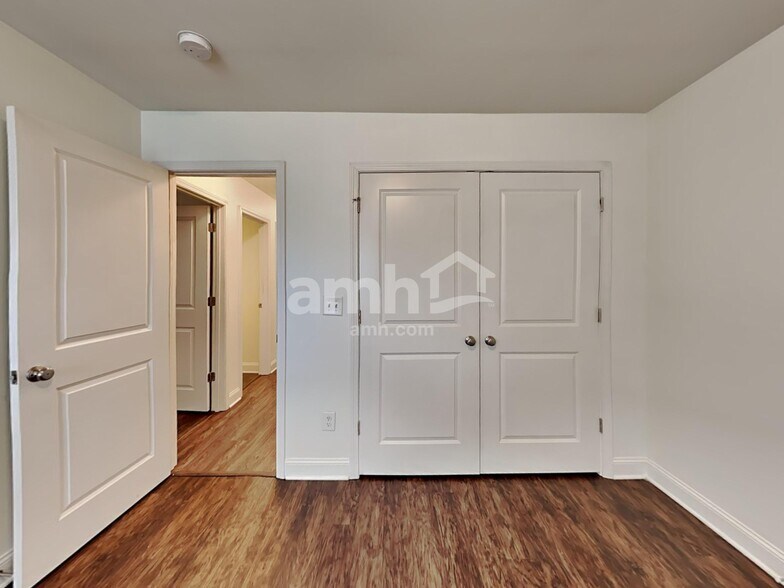 Building Photo - 264 Makenna Dr