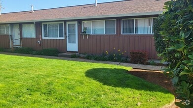 Building Photo - Cozy 1 Bed/1 Bath Apartment in Quiet Compl...