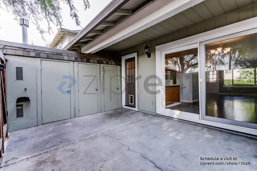Building Photo - 70 Fountainhead Ct