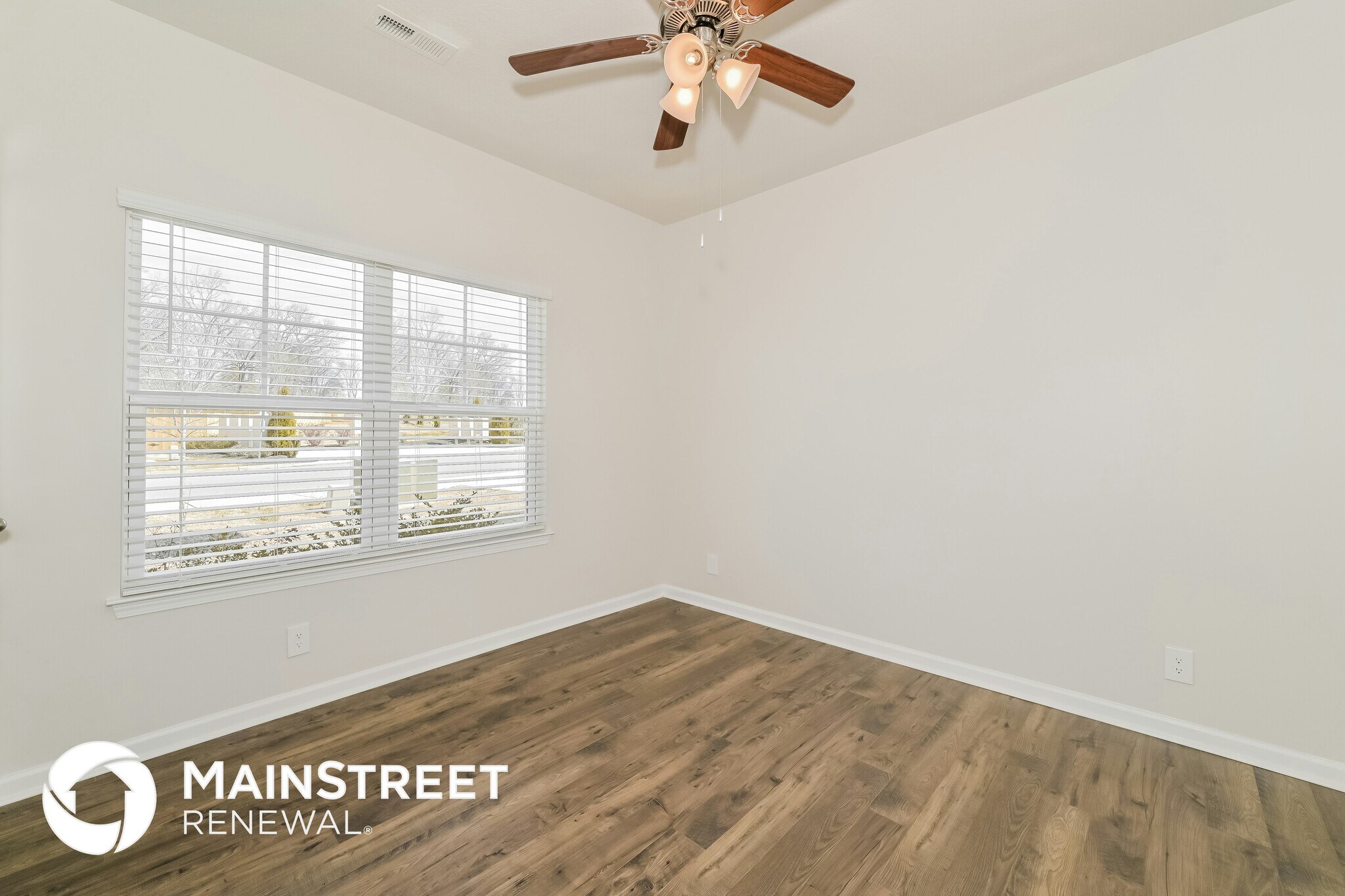 Building Photo - 2605 Red Barn Rd