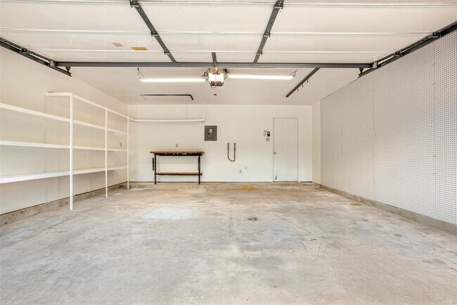 Building Photo - 1807 Prairie Star Ln