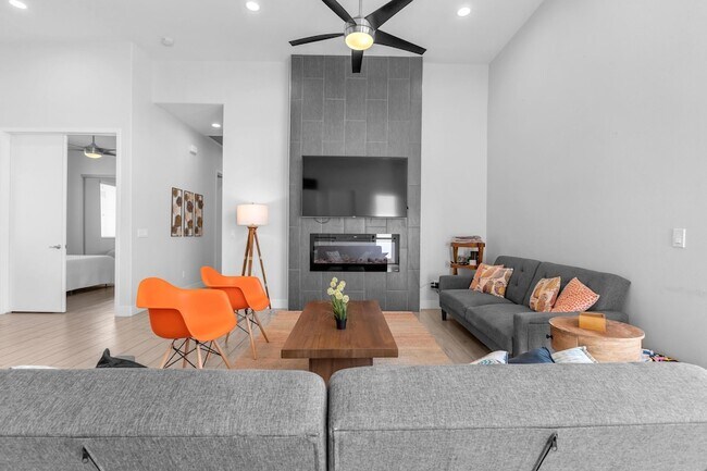 Building Photo - 51855 Avenida Juarez