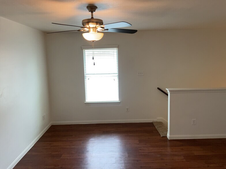 Building Photo - 21627 Michaela Way