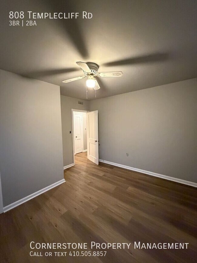 Building Photo - 808 Templecliff Rd