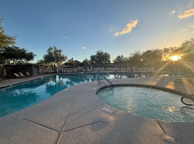 Building Photo - 3038 W Trapanotto Rd