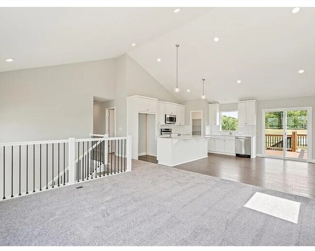 Building Photo - 3545 Corbin Dr