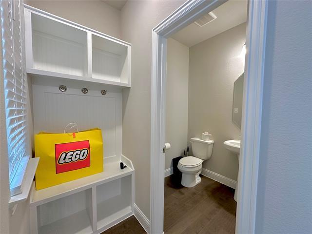 Building Photo - 3545 Declan Dr