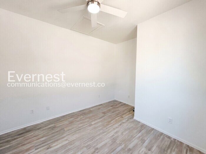 Building Photo - 10771 Vemoa Dr