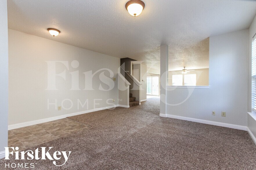 Building Photo - 6448 Front Point Dr