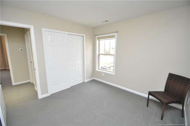 Building Photo - 300 Lime Creek Ct