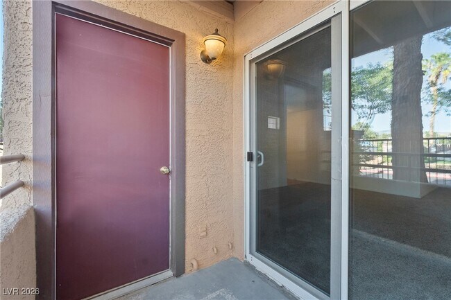 Building Photo - 9325 W Desert Inn Rd