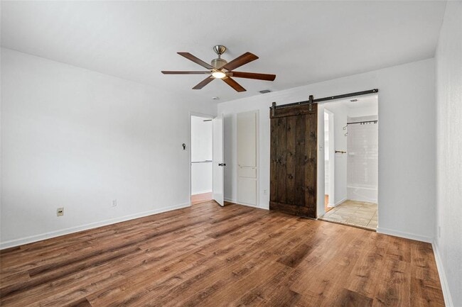 Building Photo - 1504 Bridgeway Dr