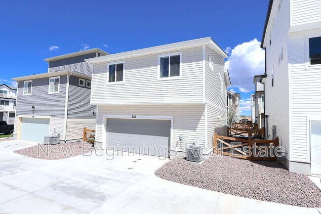 Building Photo - 6011 Notch Top Wy