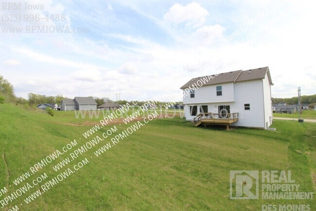 Building Photo - 5374 Destiny Dr