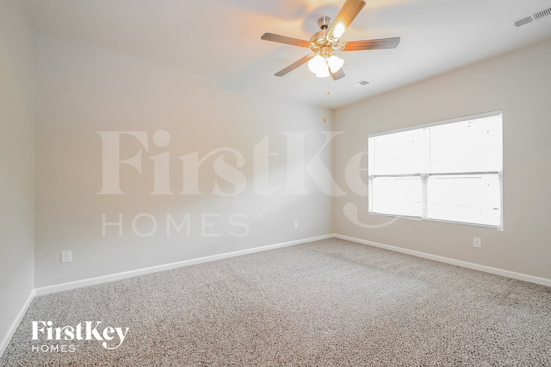 Building Photo - 5056 Bella Ct