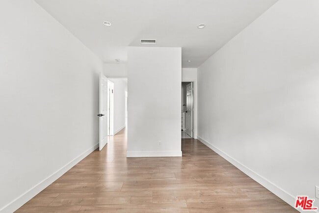 Building Photo - 6328 Camellia Ave