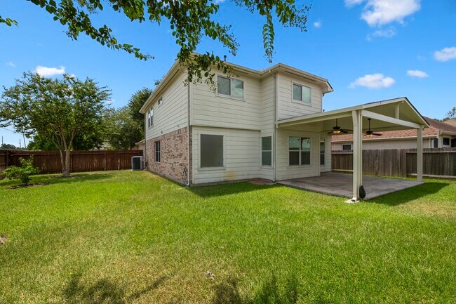 Building Photo - 12202 Mardi Gras Dr