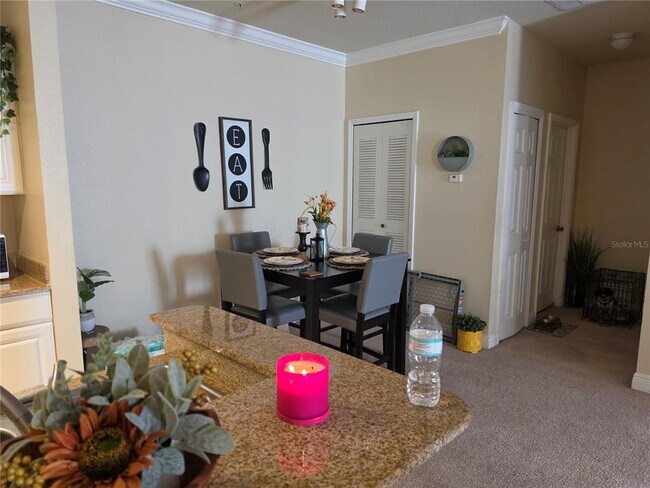 Building Photo - 1300 Eastern Pecan Pl