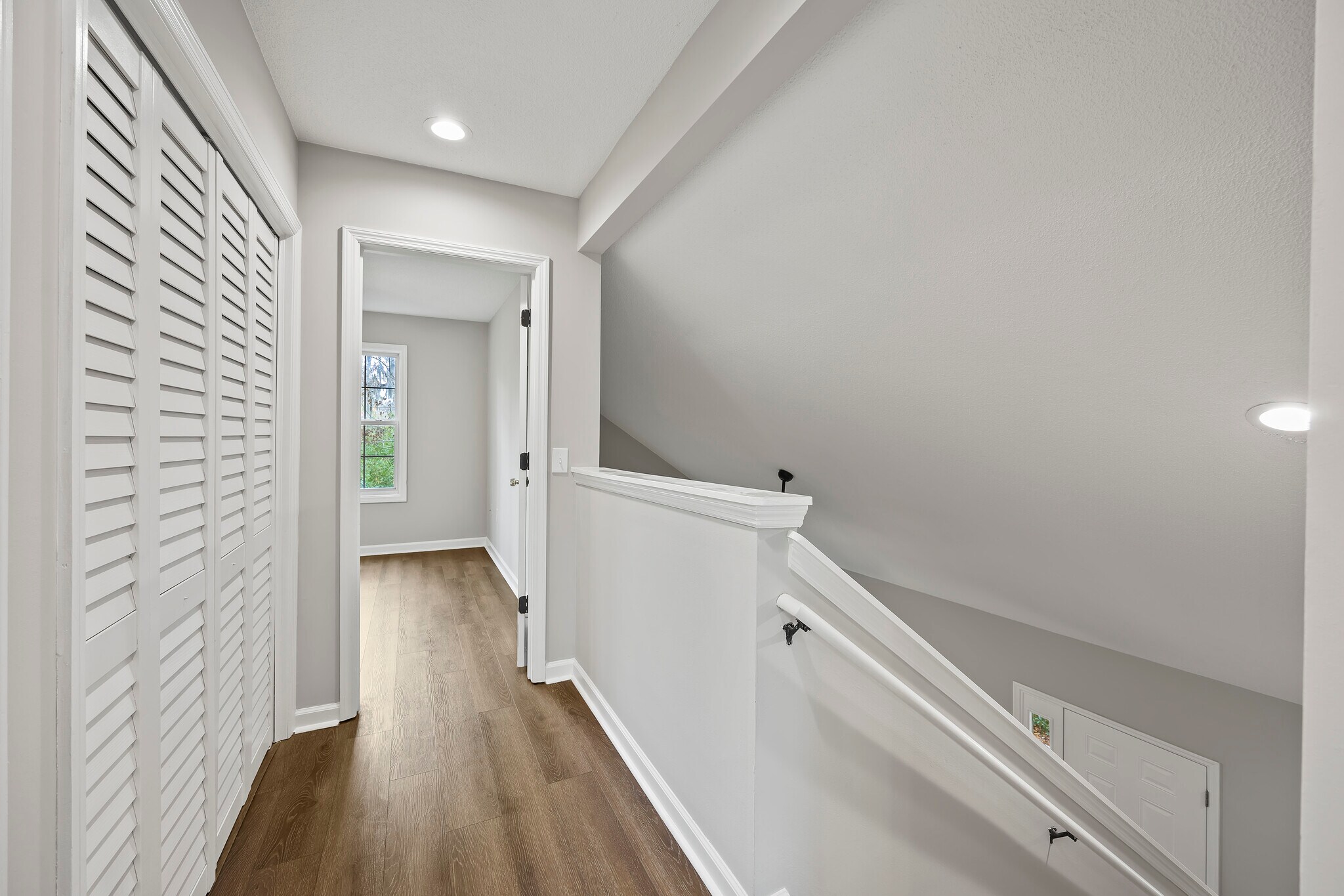 Building Photo - 40 Brittany Pl